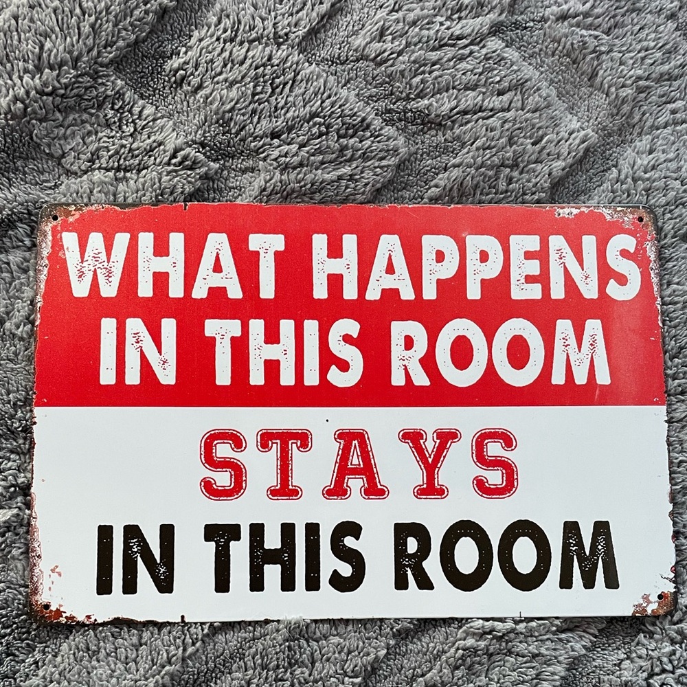 Metal Sign Decor